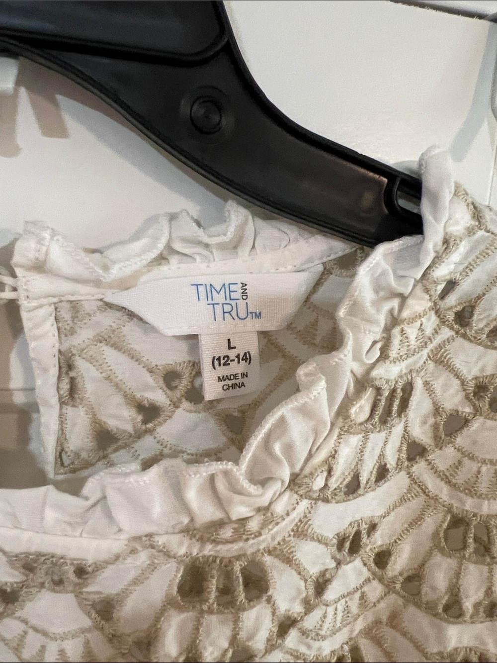 Time and Tru Cream Top with Metallic Gold Embroidery - Picture 2 of 7